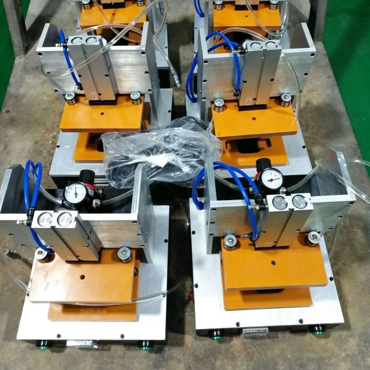 Batch pneumatic pressing assembly fixture with multiple pneumatic cylinders for product press fitting