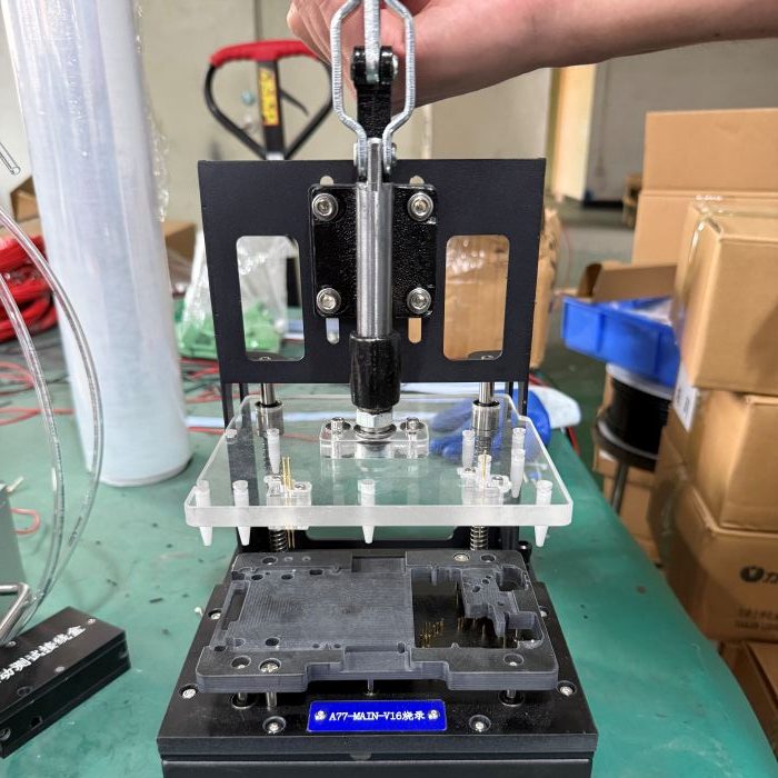 Vertical hand‑clamp PCBA programming fixture jig, spring‑loaded pogo‑pin contact structure, dedicated MCU firmware burning jig for circuit‑board sample programming